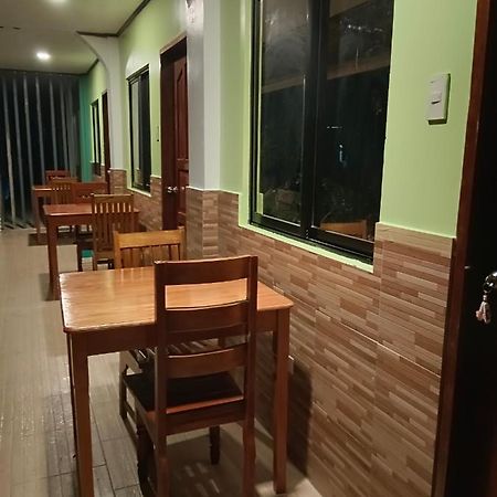 Rabang Traveller'S Inn 圣维森特 外观 照片