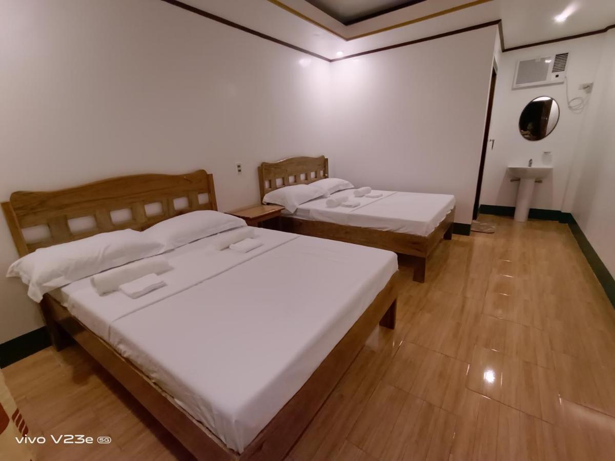 Rabang Traveller'S Inn 圣维森特 外观 照片