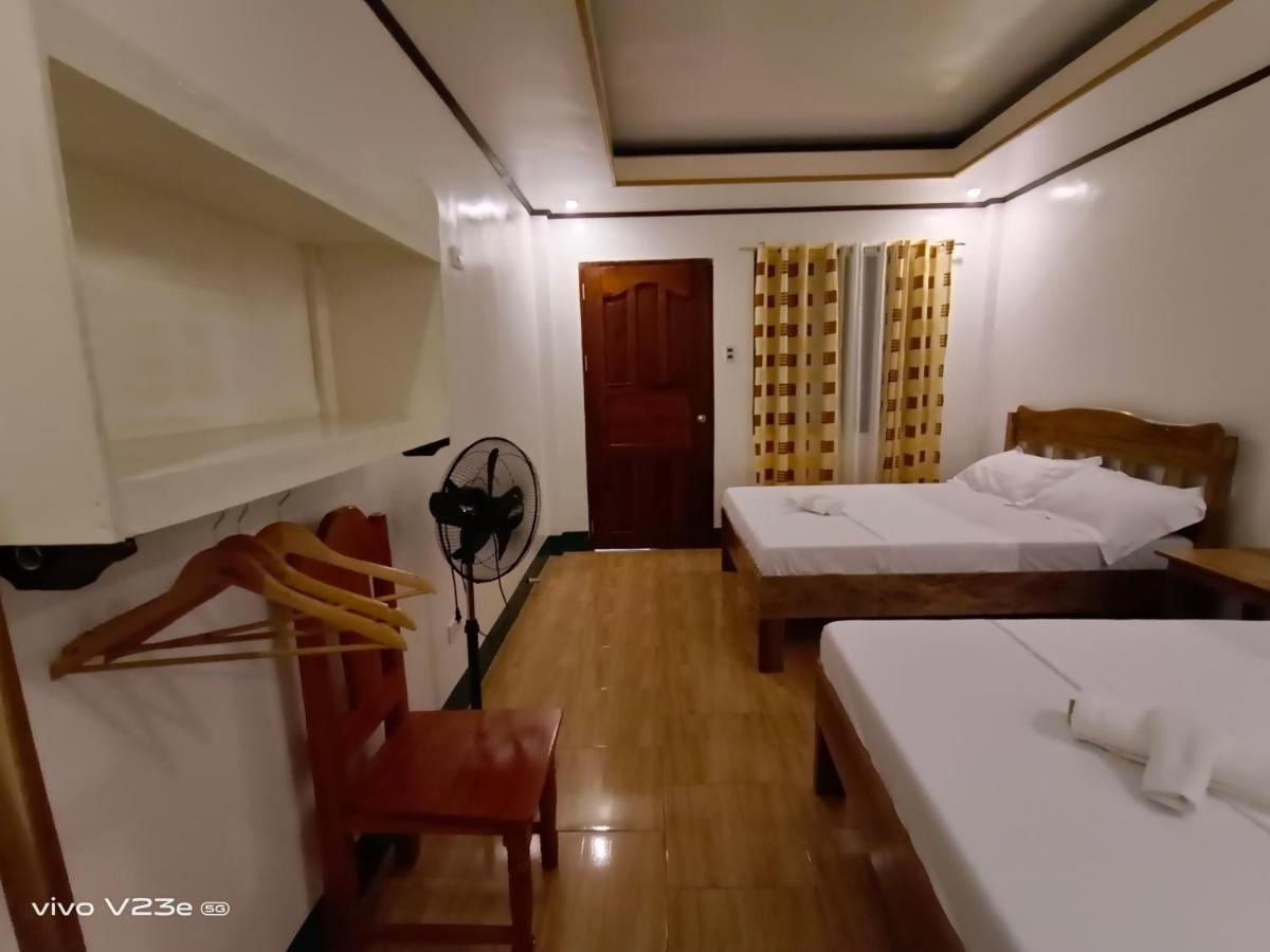 Rabang Traveller'S Inn 圣维森特 外观 照片