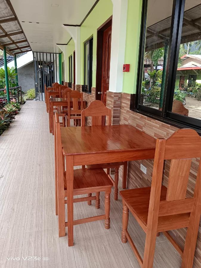 Rabang Traveller'S Inn 圣维森特 外观 照片