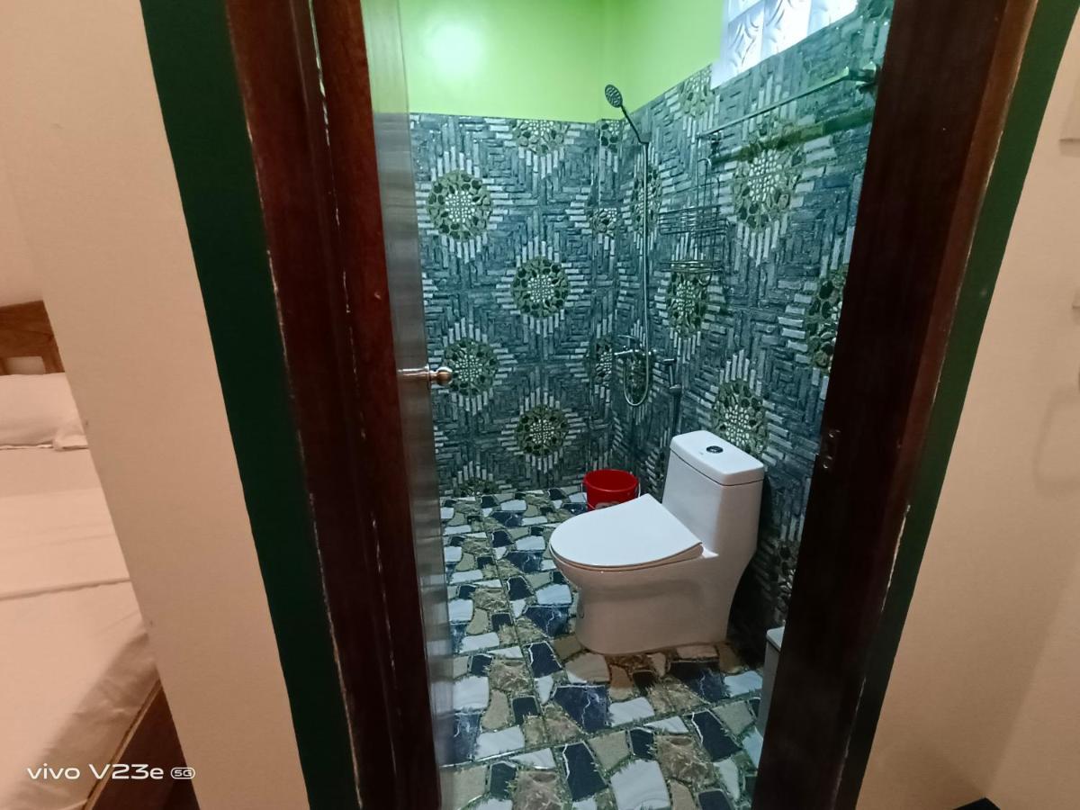 Rabang Traveller'S Inn 圣维森特 外观 照片