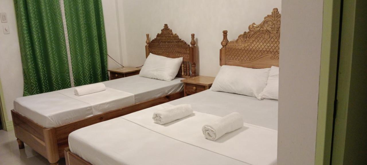 Rabang Traveller'S Inn 圣维森特 外观 照片